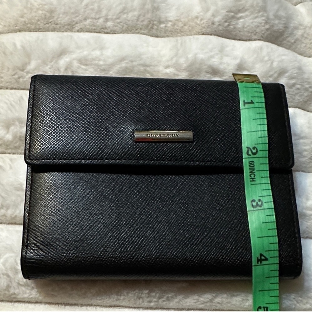 Burberry Black Leather wallet with Gold Accent vintage hardly used - Picture 6 of 7